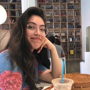 Meet your Posher, Vanessa